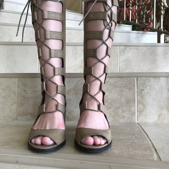 MIA Gladiator Sandal - Picture 3 of 8